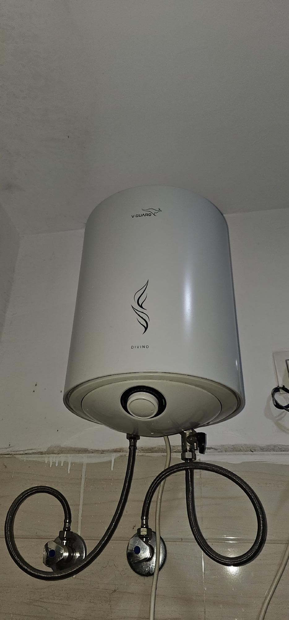 V-Guard geyser cleaning in Bangalore, V-Guard geyser descaling Bangalore, V-Guard geyser maintenance, geyser cleaning near me, V-Guard geyser repair service,vguard Geyser Repair, vguard Geyser service 
